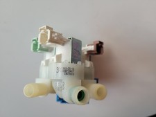 MACHINE A LAVER AEG L8WED164C