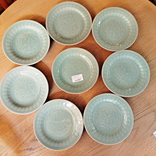 Lot 8 ASSIETTES Plates CARPES