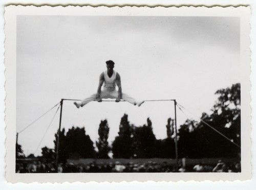 Portrait homme gymnastique - ,