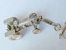 ANCIEN PORTE-CLE   :  TRACTEUR
