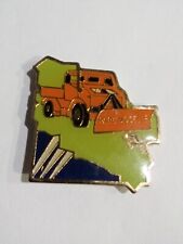 Pin's construction, public works machine, backhoe excavator, snow hunting, Moselle 57