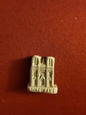 Fève Notre Dame  Crèche de