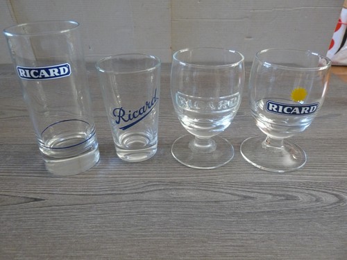 Lot verres tous - de, 4