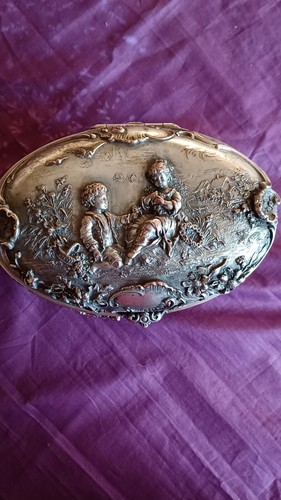 Beau coffre bijoux - a, xix