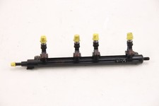 Injection system VW Touran 1 06A133317AN 4 nozzles with distributor pipe 2.0 gasoline