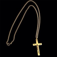 Stunning cross pendant and chain - crucifix - gold plated