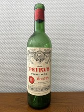 Empty bottle Grand Vin Pomerol 1969 - bottle size (2)