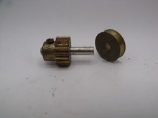 Meccano - sprocket 19 teeth 6 mm ref. 25 + PULLEY without hub 12 mm ref 23