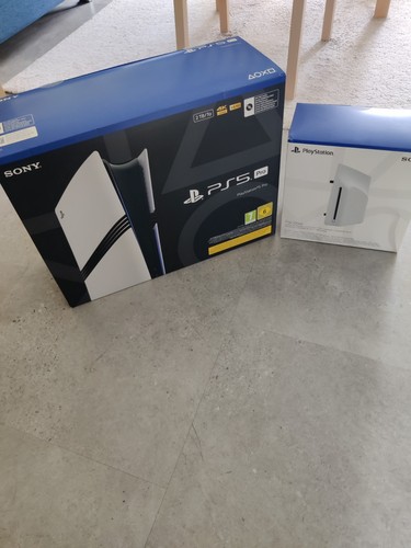 Sony playstation pro to - 5, 2