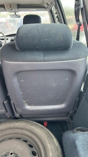Siege central droit renault - droit,
