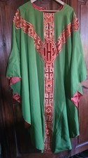 chasuble verte avec étole