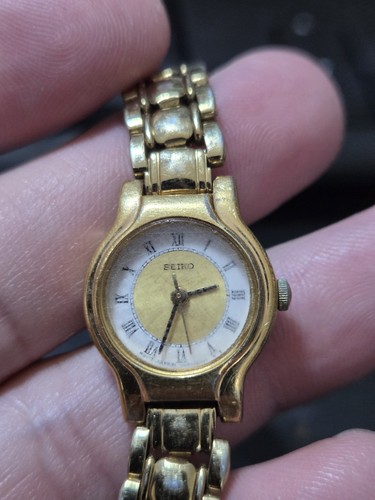Vtg seiko premier gold toned - seiko,