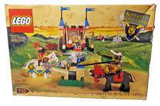 2000 LEGO 6095 Castle Royal Joust 100% Complete extra minifigure all paper work