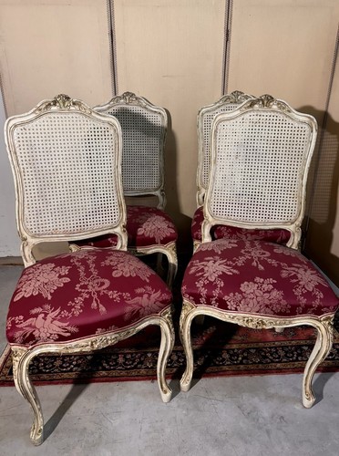 Série quatre chaises - quatre, louis