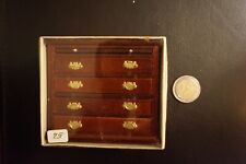 Meuble maison de poupée