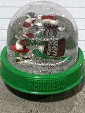 Hershey’s Mini Snow Globe