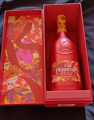 Cognac hennessy collector - hennessy,