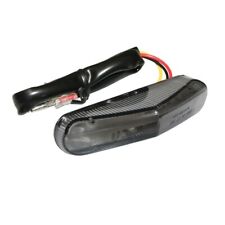 Feu arrière triangle à 9