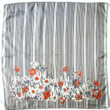 - PIERRE CARVIN Foulard   soie