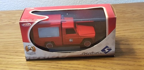 Miniature solido die cast - :,