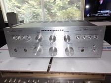 Marantz 1060 Integrated Stereo Amplifier 2 Channels 30 Watts P. Channel