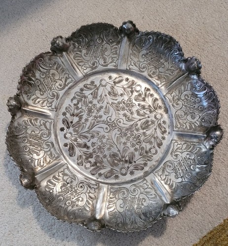Vintage plateau oriental sur - plateau,
