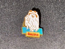 (Z11) VINTAGE ENAMEL BADGE PINS DOG COLLECTION KIBBLE FRISKIES