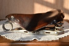 Ancienne selle de  vélo cuir