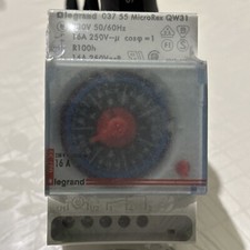 Horloge programmable à monter dans tableau électrique legrand 092762