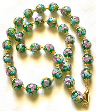 🌟 collier  , perles verre de Millefliori  vertes  rondes. 🌟