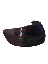 Feu arriere principal gauche