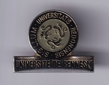 RARE PINS PIN'S .. ART UNIVERSITE FALUCHE FACULTE DROIT SCIENCES RENNES 1 ~FR
