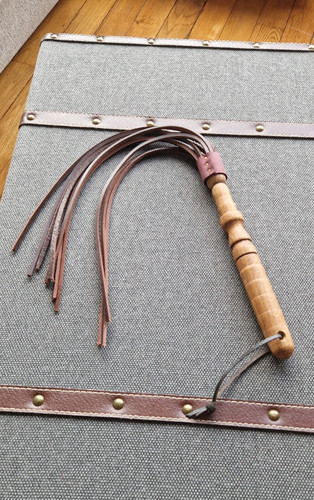 Martinet neuf cuir - , bois