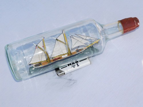 Joli bateau bouteille - bateau,