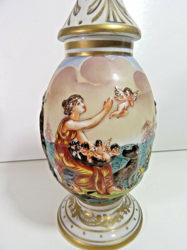 Vase couvert ancien - , porcelaine