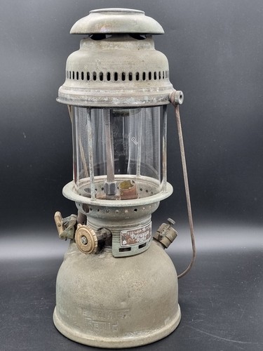 Lampe à pétrole - à,