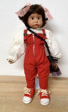 Poupée d'artiste poupée en