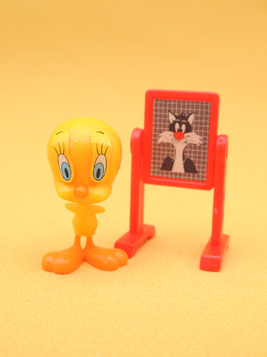 Kinder surprise bugs bunny - surprise,