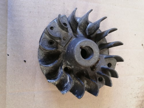 Volant moteur echo - volant, (origine)
