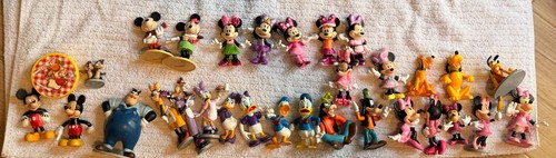 Disney character figurine - character, lot
