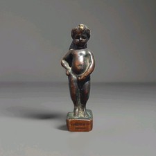 sculpture bronze ancien Signé Manneken-Pis Bruxelles. Figurine Statuette Enfant 