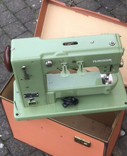 vintage ancienne MACHINE à COUDRE suisse TURISSA swiss ULTRAMATIC VERTE dietikon
