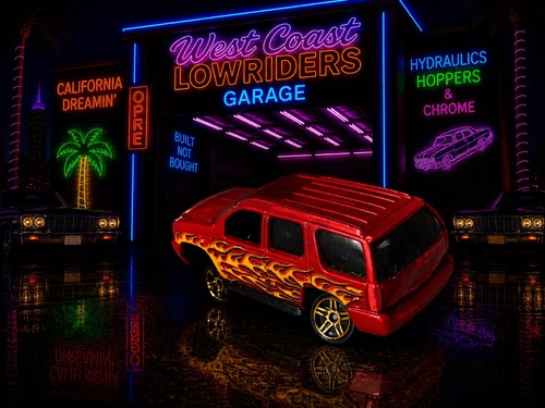 Cadillac escalade hotwheels - cadillac,