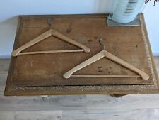 Pair of vintage wooden hangers Le Préféré
