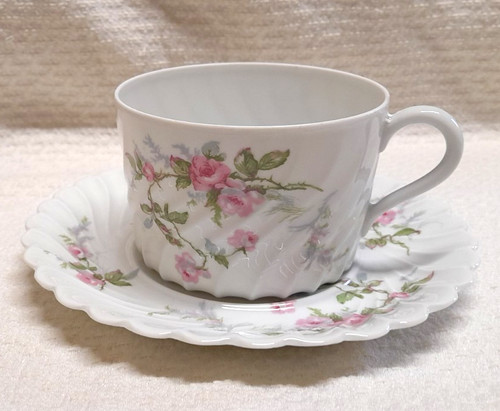 Tasse dejeuner en - a,