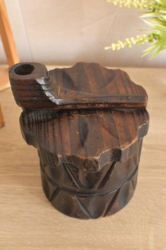Ancienne boîte tabac - à,