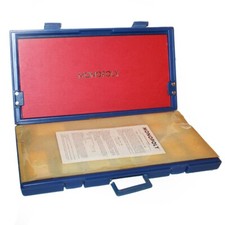 Ancienne valise bleue jeu de