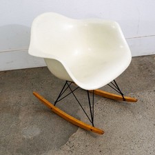 Mid Century Modern Lounge