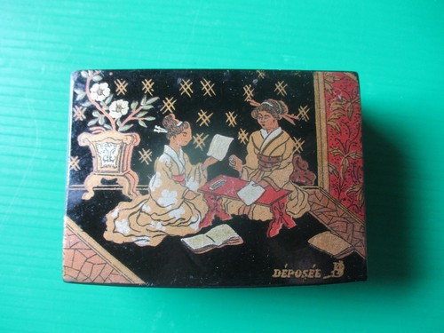 Boite laque decor japonisant - boite,