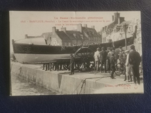 Cpa barfleur le canot - barfleur, de